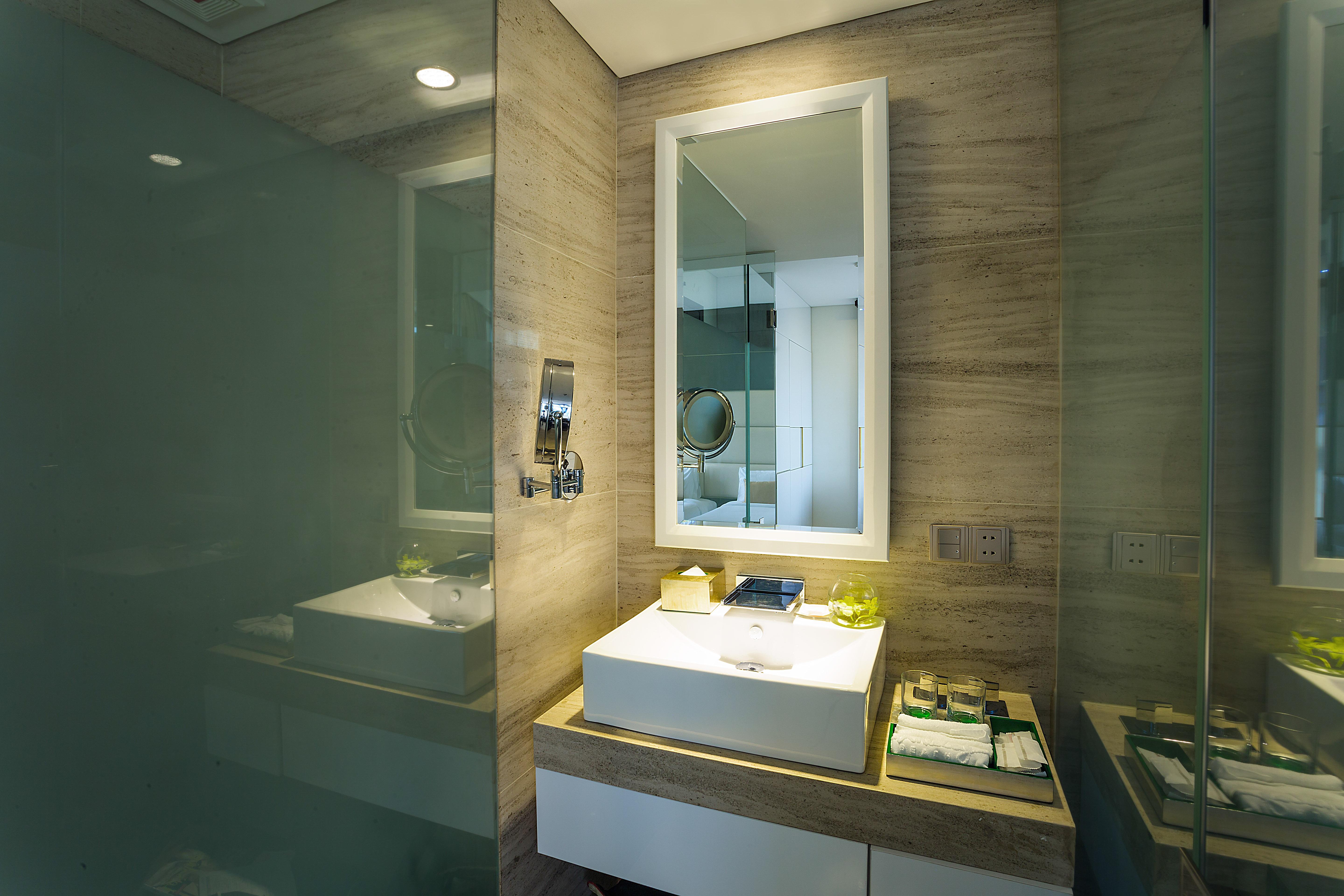 Holiday Beach Hotel Danang Khách sạn Đà Nẵng