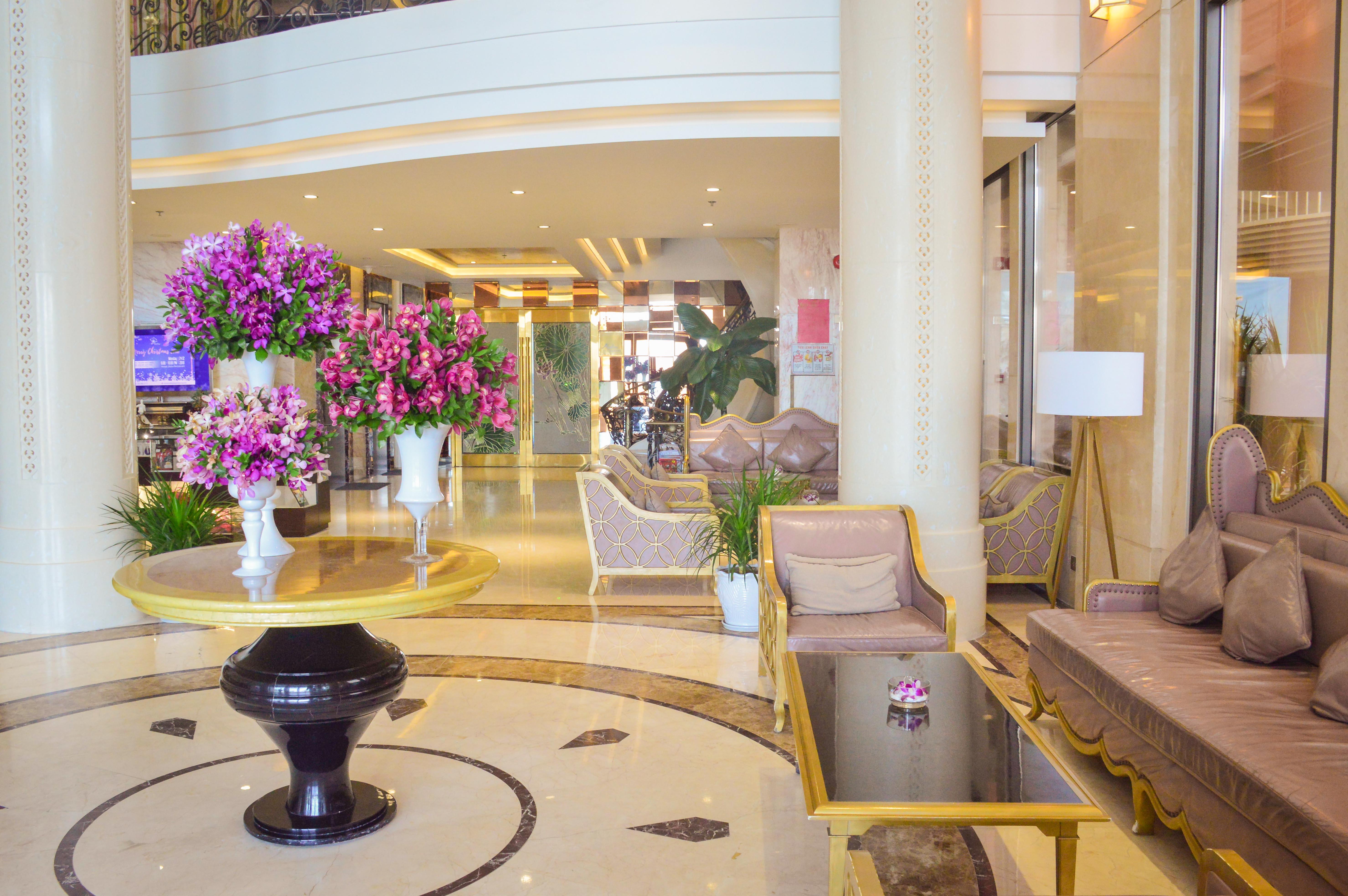 Khách sạn Holiday Beach Hotel Danang Đà Nẵng