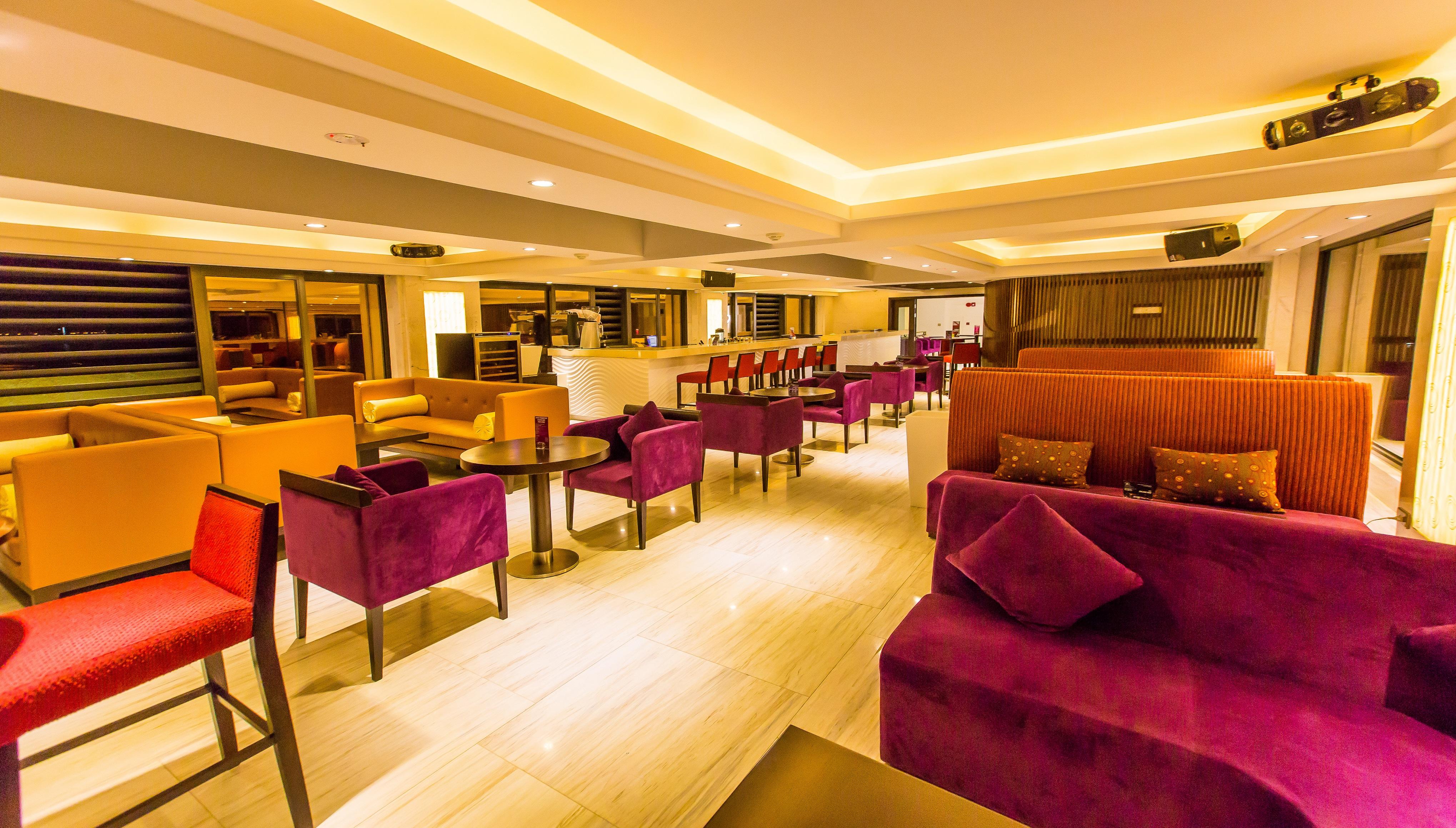 Holiday Beach Hotel Danang 5* Đà Nẵng