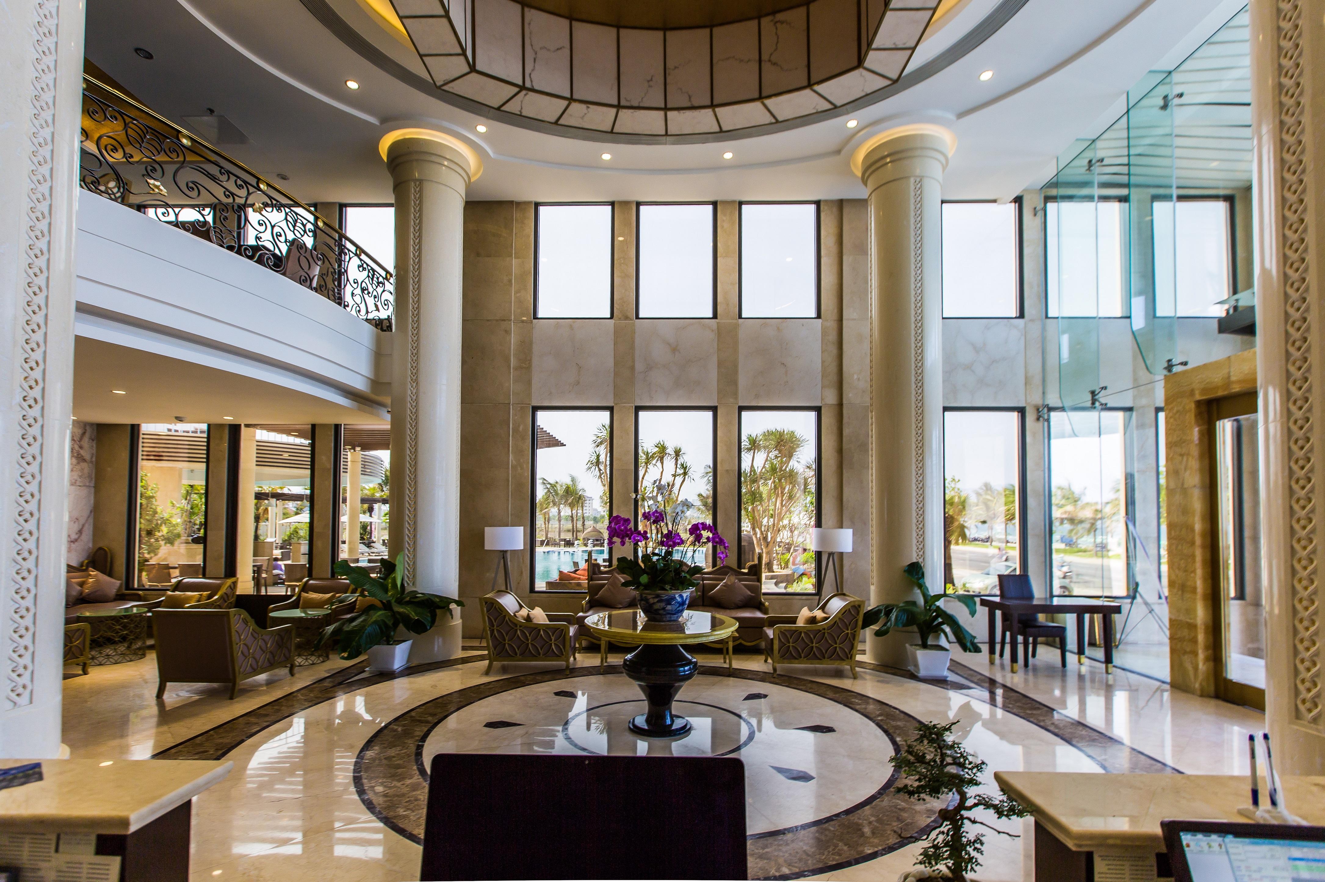Khách sạn Holiday Beach Hotel Danang Đà Nẵng