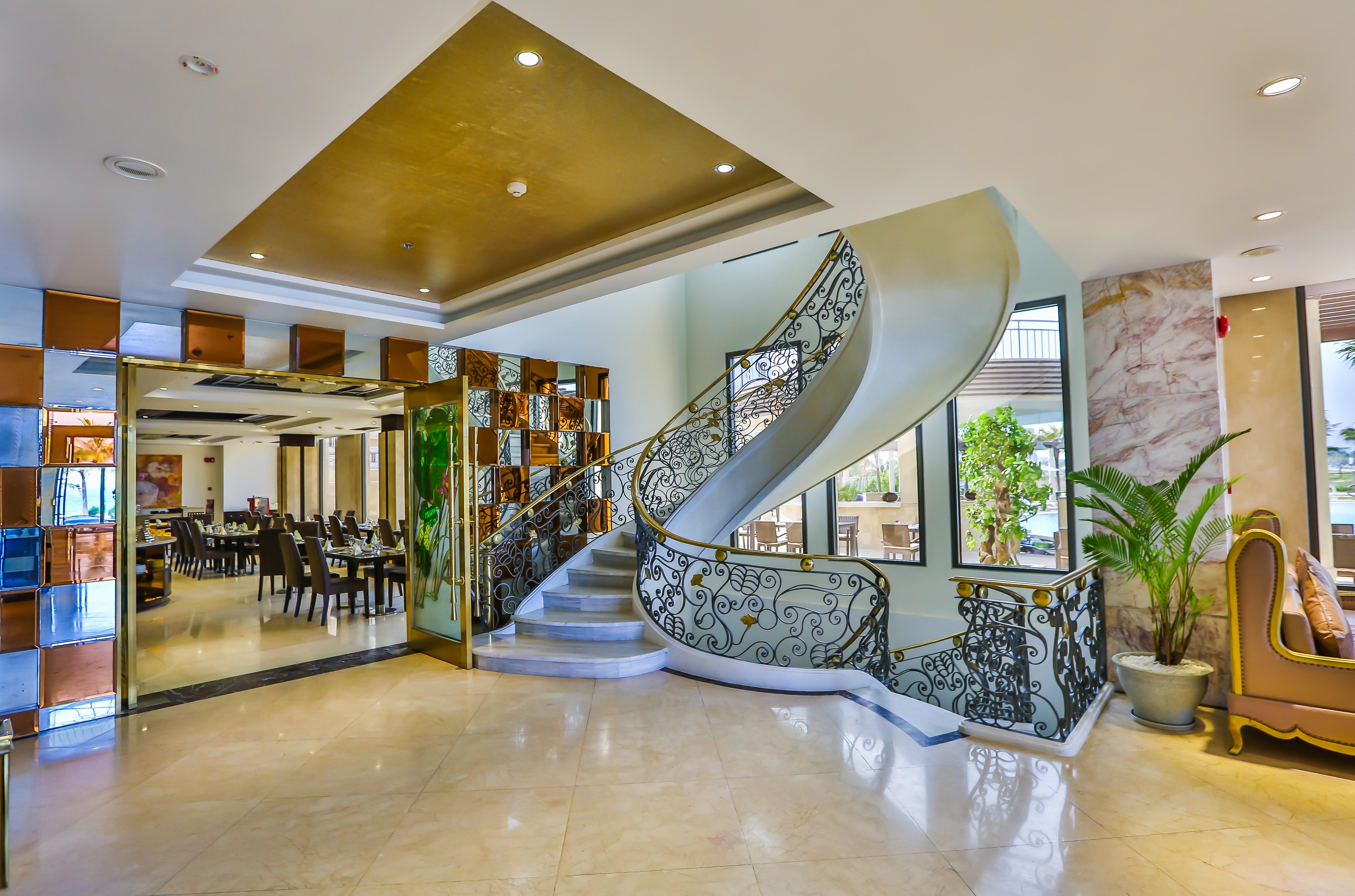 Khách sạn Holiday Beach Hotel Danang Đà Nẵng