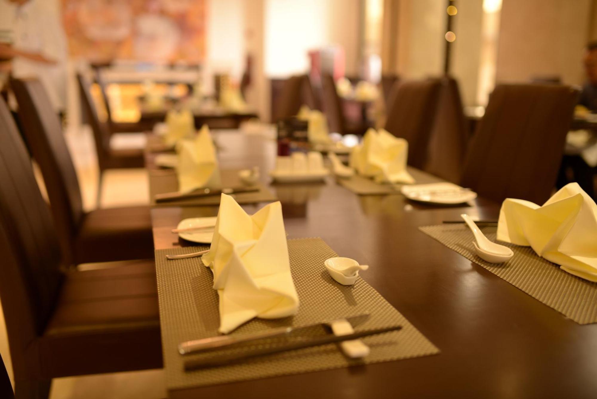 Holiday Beach Hotel Danang Khách sạn