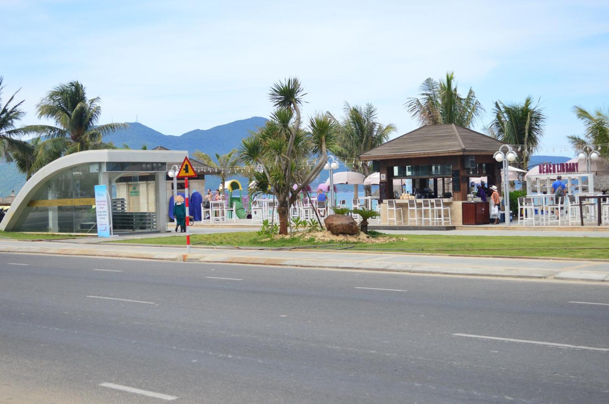 Holiday Beach Hotel Danang 5*