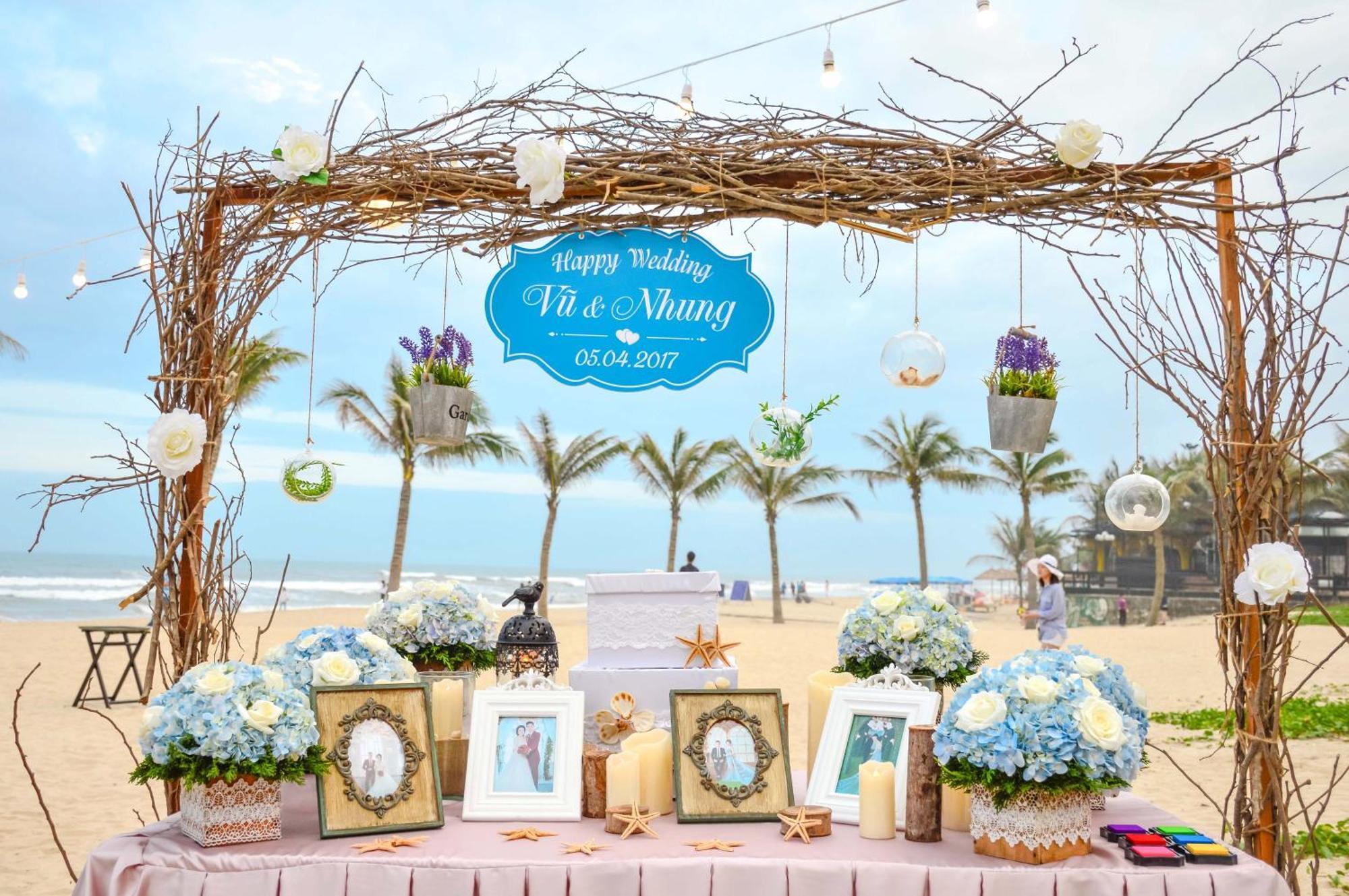 Holiday Beach Hotel Danang Khách sạn Đà Nẵng